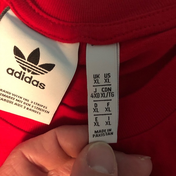 Adidas tee shirt - Picture 4 of 5